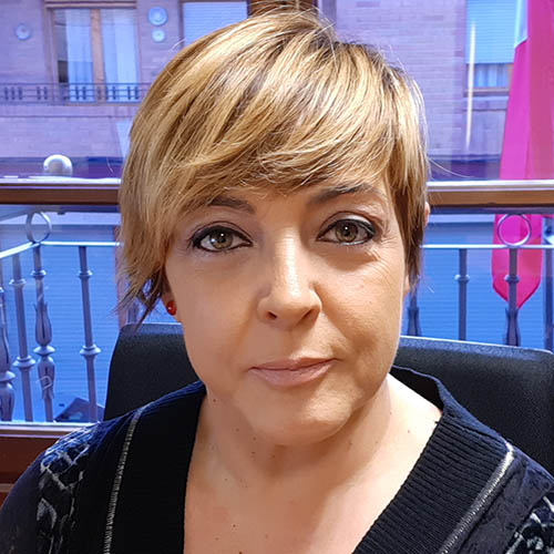 Isabel Salvador